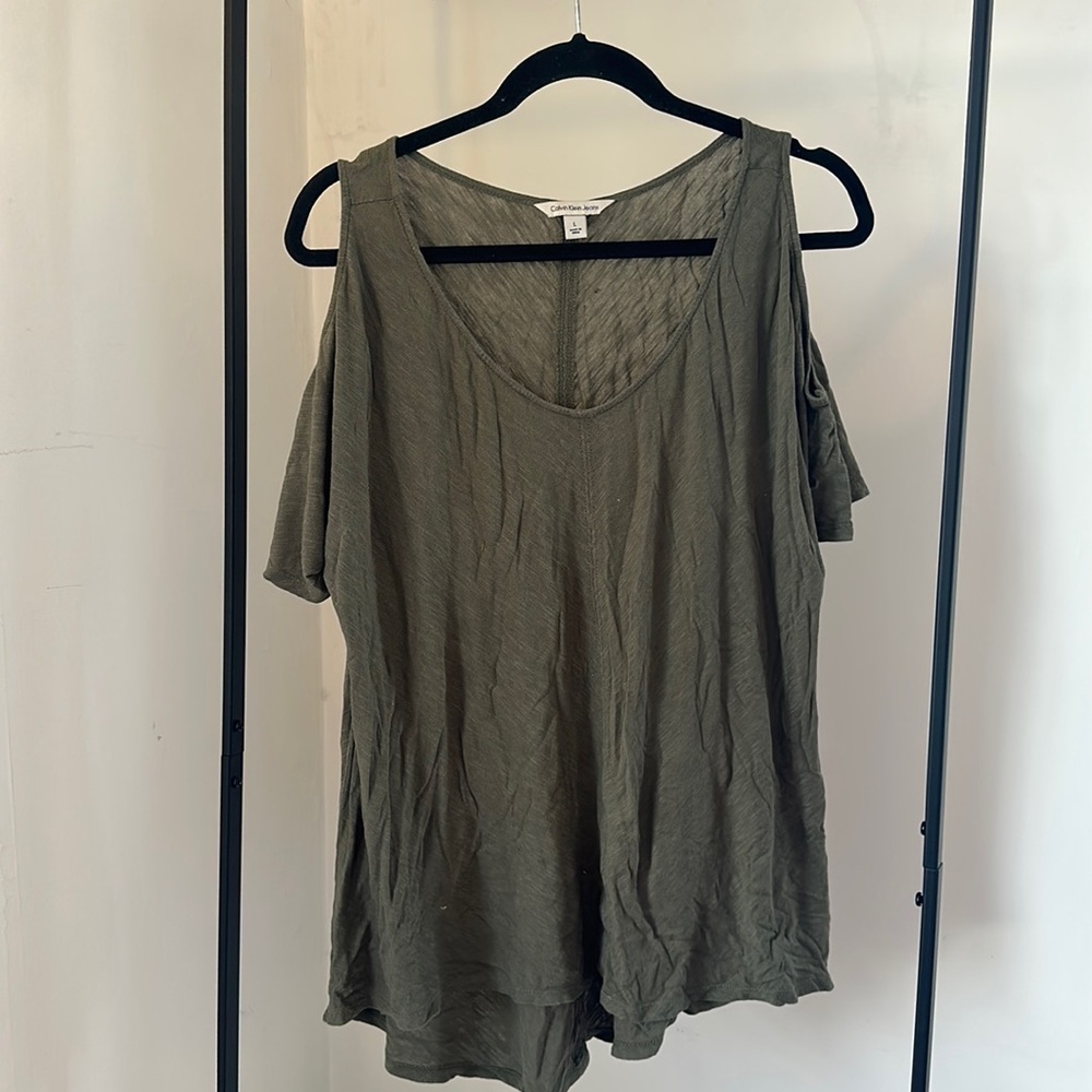 Women’s large Calvin Klein Jeans green top
